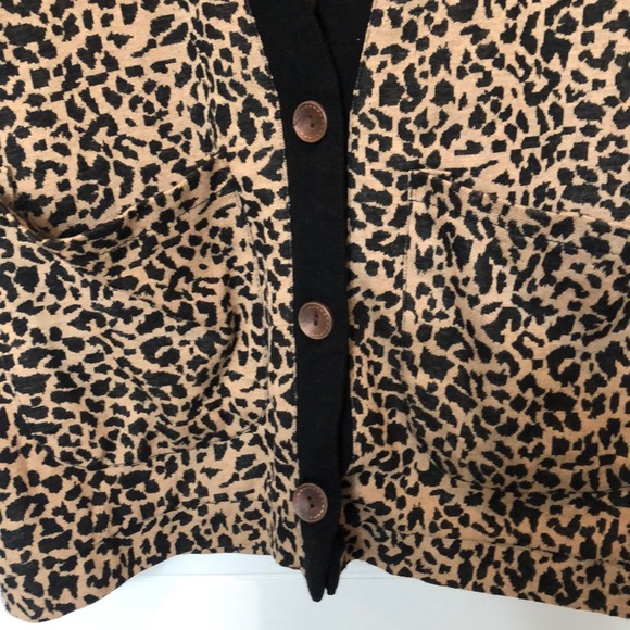 Leopard cardigan with studded shoulders - Picture 4 of 4